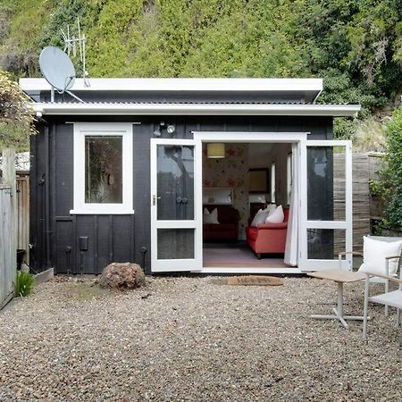 Tiny Home Big Vibes In Central ネーピア エクステリア 写真
